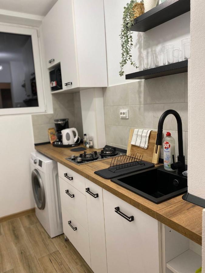 Central Cozy Apartment North Railway St - 4 Min Walk Bukareszt Zewnętrze zdjęcie